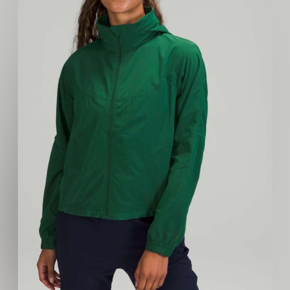 Lululemon Lightweight Hooded Jacket
Everglade Green - Picture 3 of 9